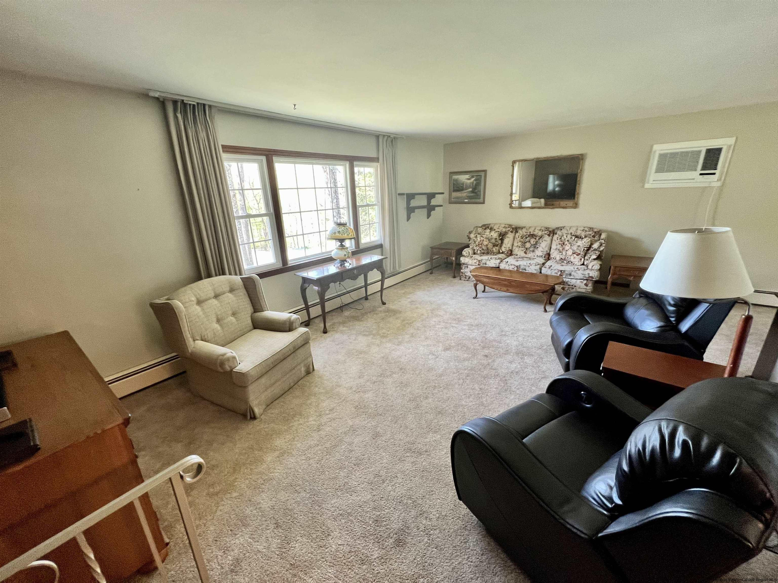 405 Strawridge Road Wallkill, NY 12589 - Photo 10 of 31 Photo 10