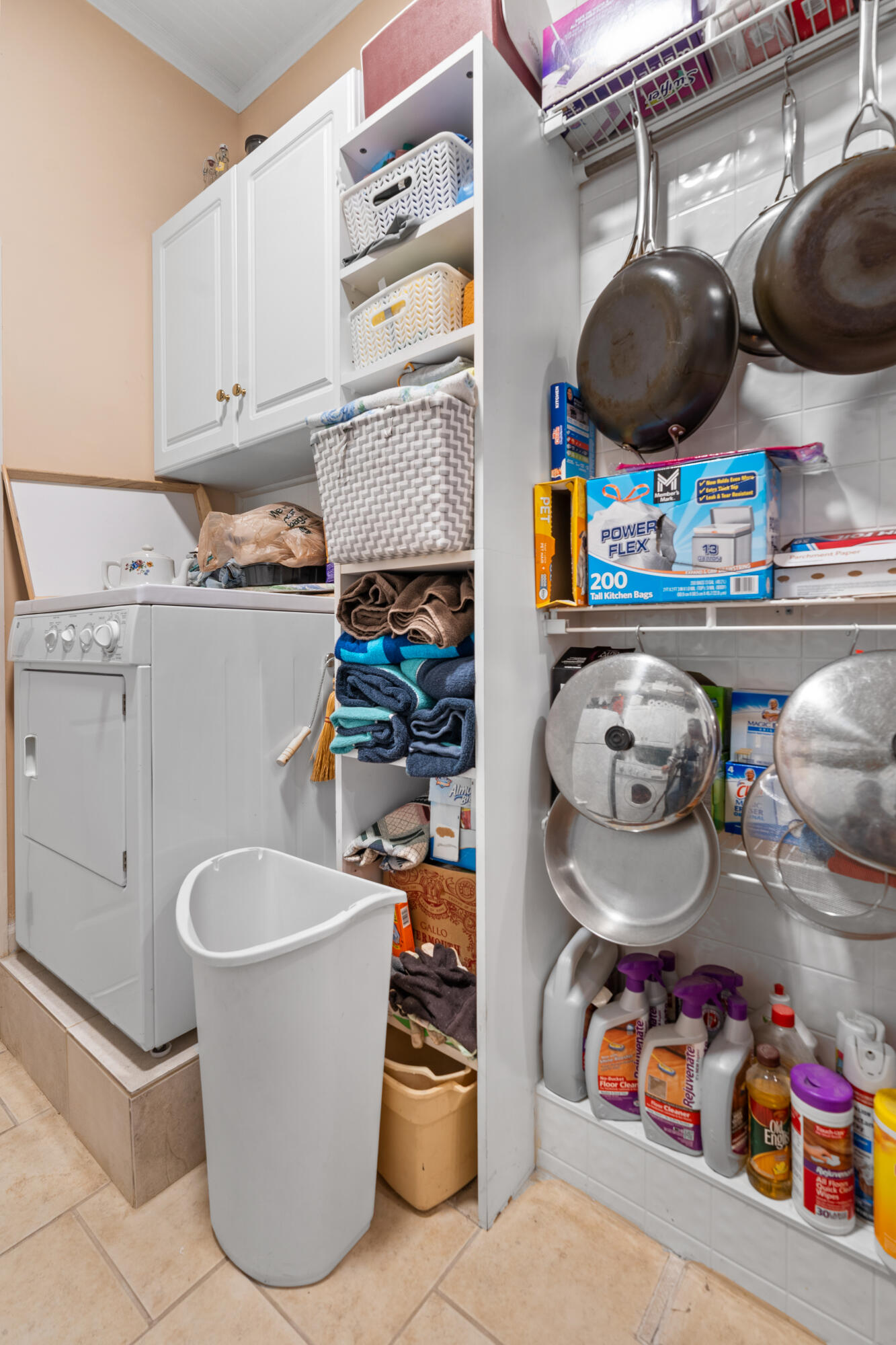 1909 Beech Cove Drive Cleveland, TN 37312 - Photo 74 of 80 Laundry Rm by Kitchen