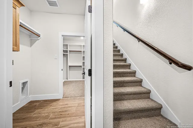 a view of an entryway