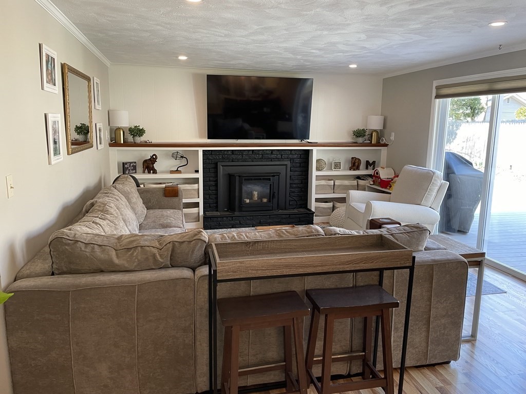 12 Mark Road Beverly, MA 01915 - Photo 10 of 42 Gallery Image 10