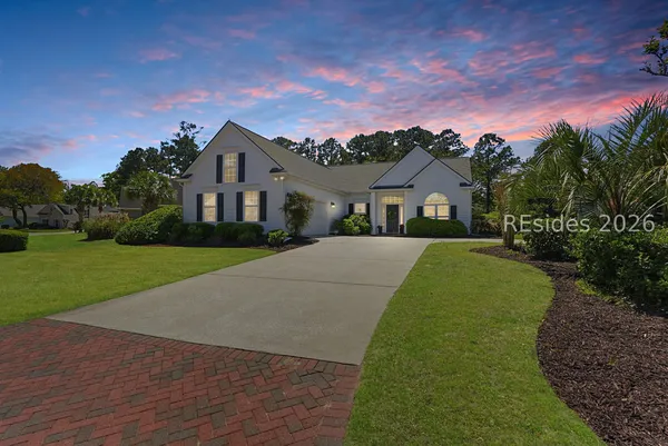 $649,000 | 6 Crescent Circle, Bluffton, SC 29910