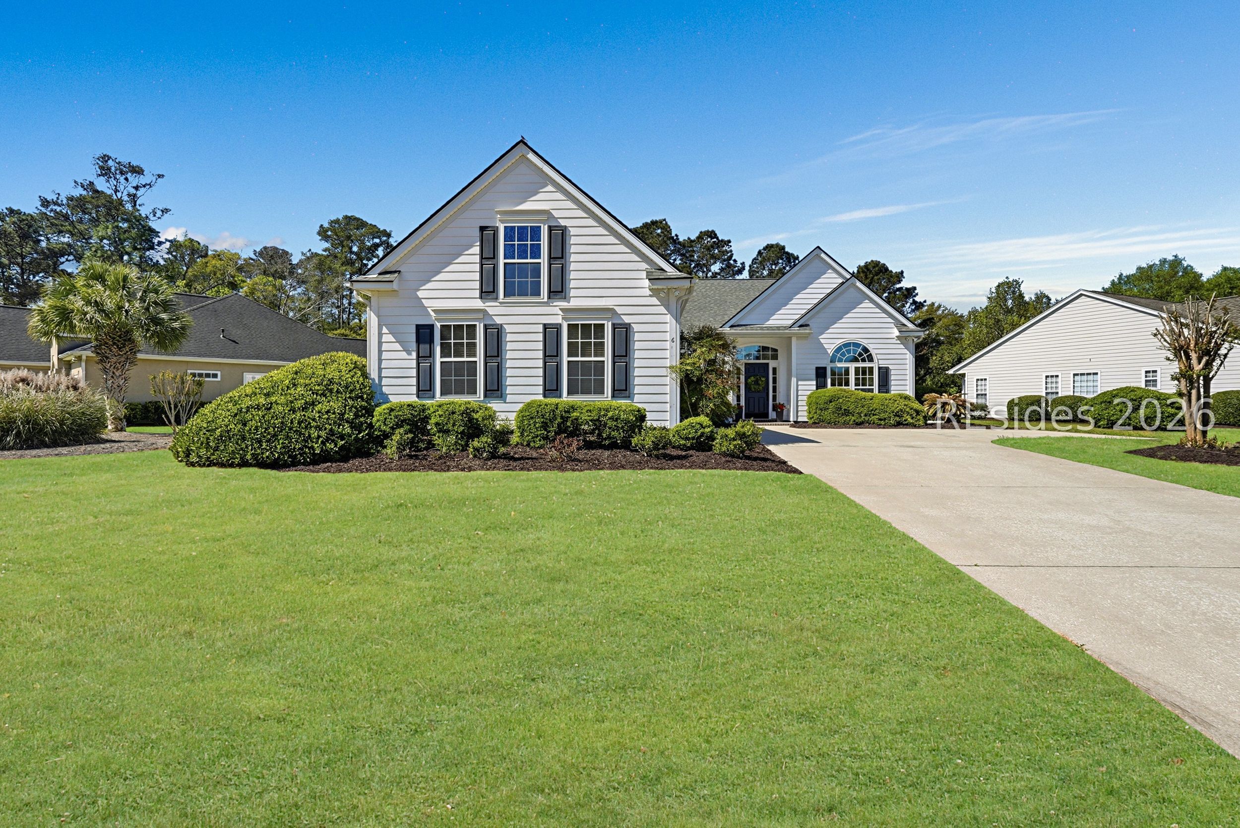 6 Crescent Circle Bluffton, SC 29910 - Photo 2 of 63