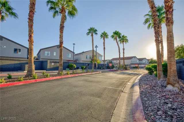 $295,000 | 6412 Saddle Up Avenue, Unit 102, Henderson, NV 89011