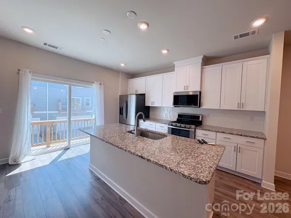 $2,299 | 3521 Auburn Curb Road, Charlotte, NC 28217