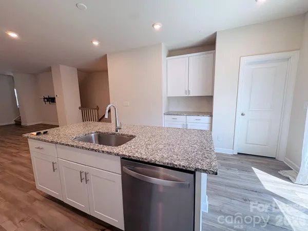 $2,299 | 3521 Auburn Curb Road, Charlotte, NC 28217