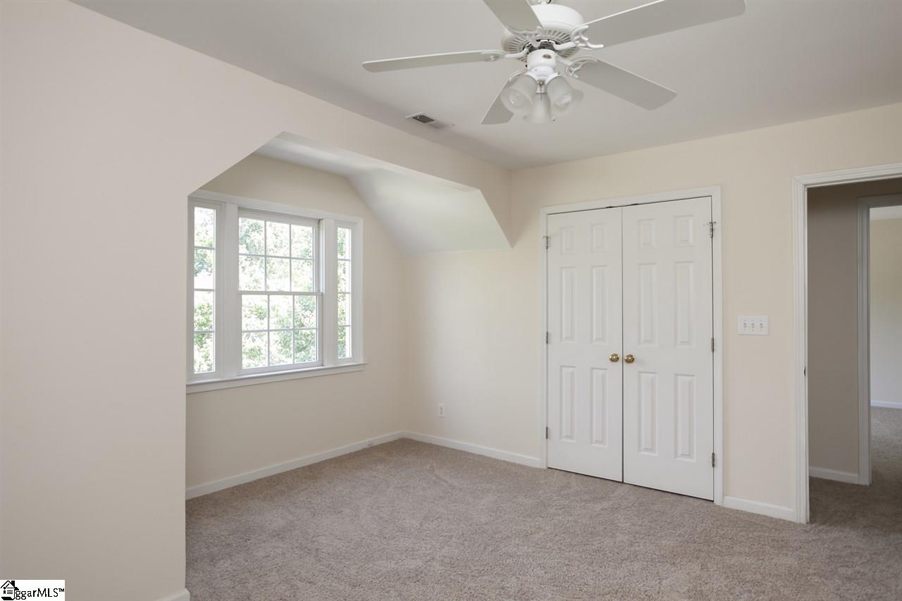 18 Bentley Way Greer, SC 29650 - Photo 12 of 36 Gallery Image 12