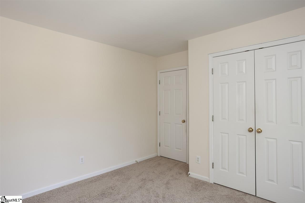 18 Bentley Way Greer, SC 29650 - Photo 10 of 36 Gallery Image 10