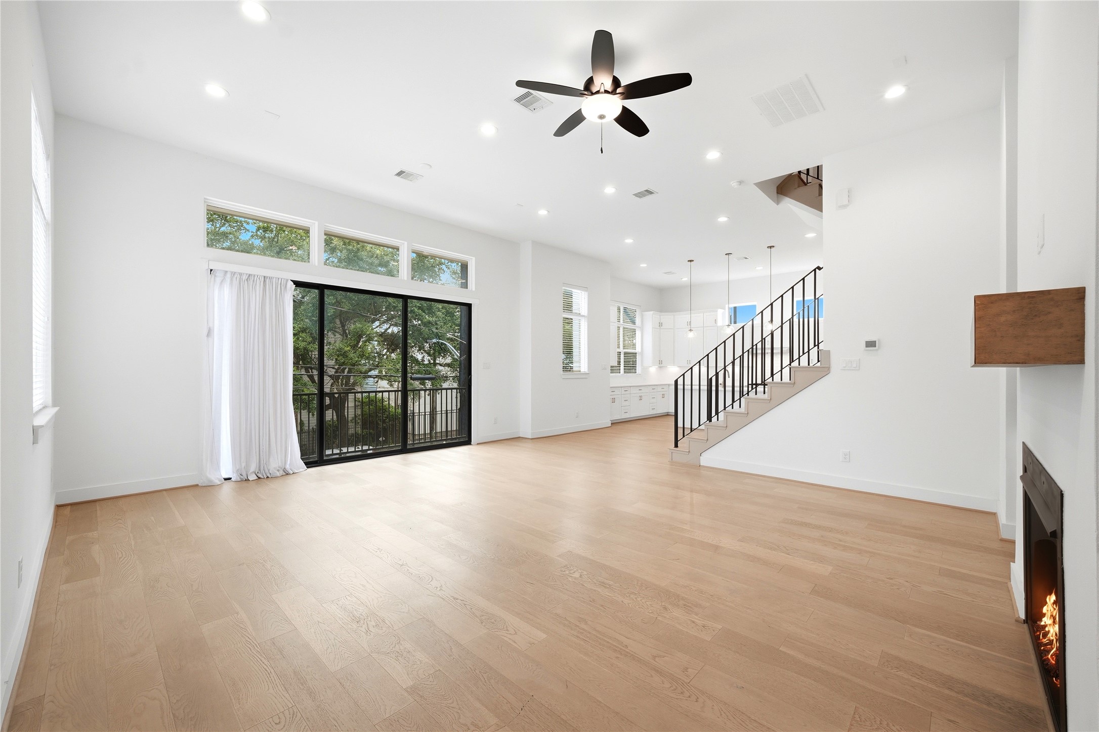 1823 Prospect Street, Unit C Houston, TX 77004 - Photo 8 of 43