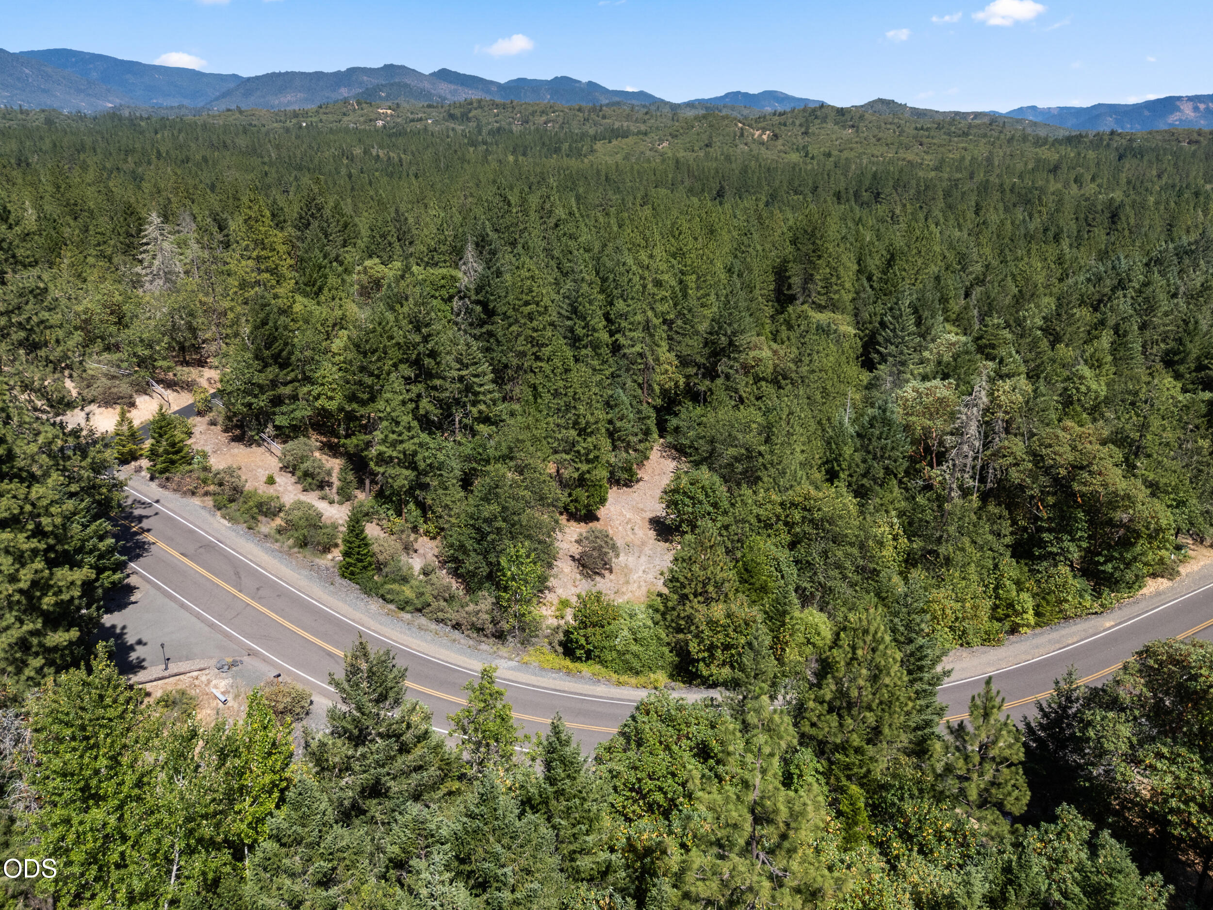 1281 North Pinnon Road Grants Pass, OR 97526 - Photo 50 of 55