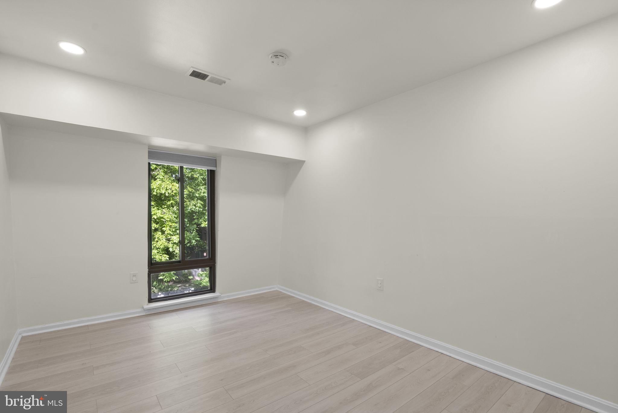8002 Inverness Ridge Road Potomac, MD 20854 - Photo 31 of 46