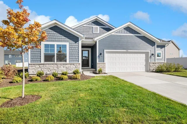 $414,923 | 5302 Red Rock Lane, Schererville, IN 46375