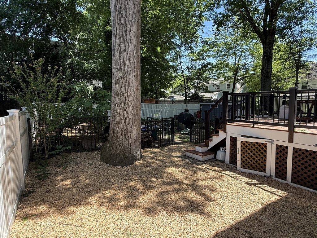 36 Risley Road, Unit 36 Brookline, MA 02467 - Photo 19 of 21