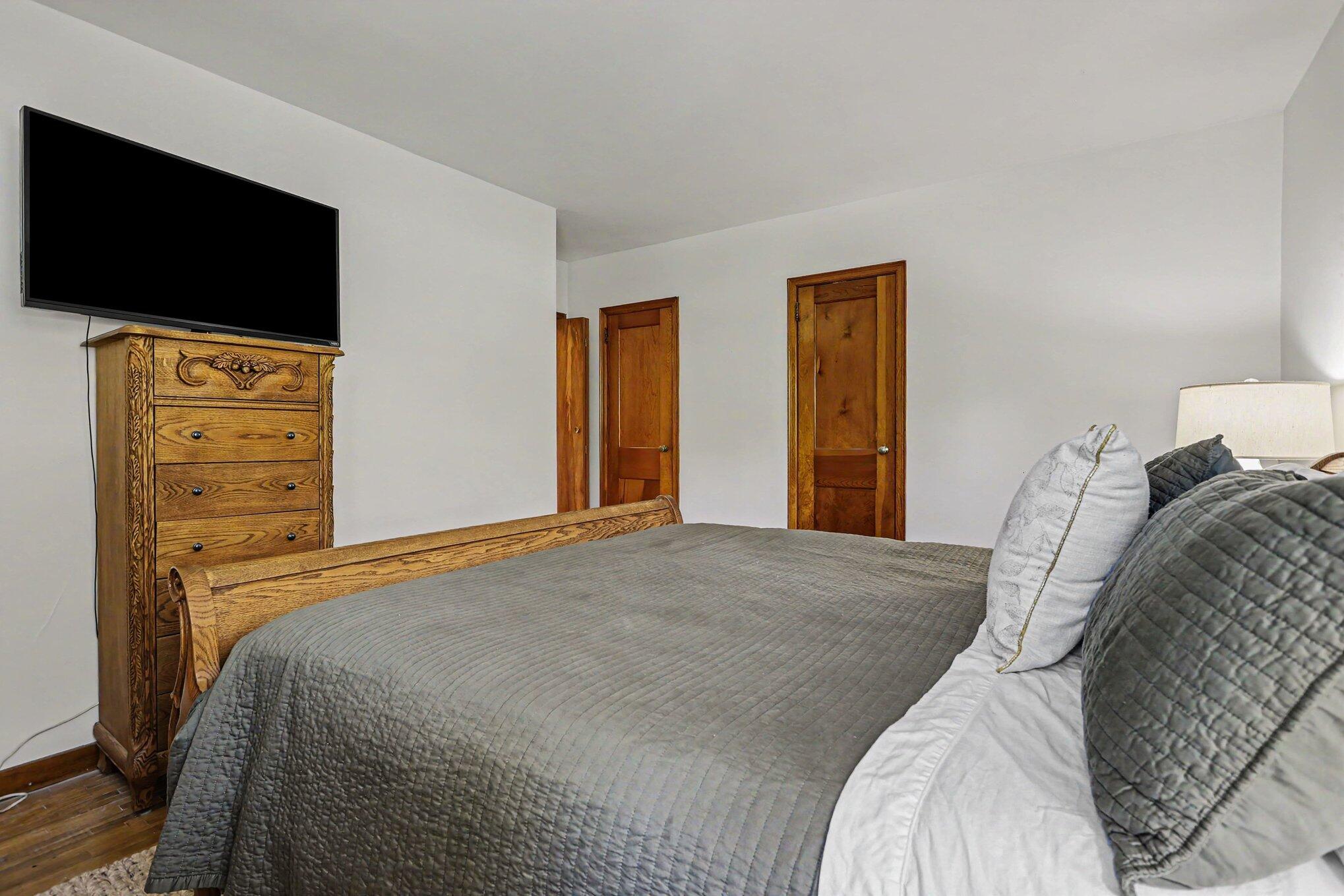 5209 South Roosevelt Road Stevensville, MI 49127 - Photo 14 of 26 014__g6a5104_412