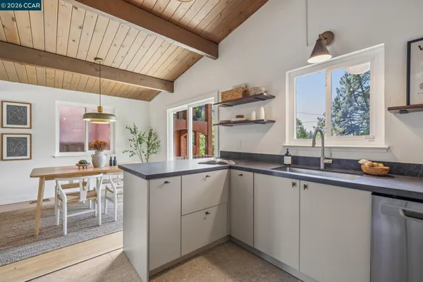 $995,000 | 6728 Aitken Drive, Oakland, CA 94611