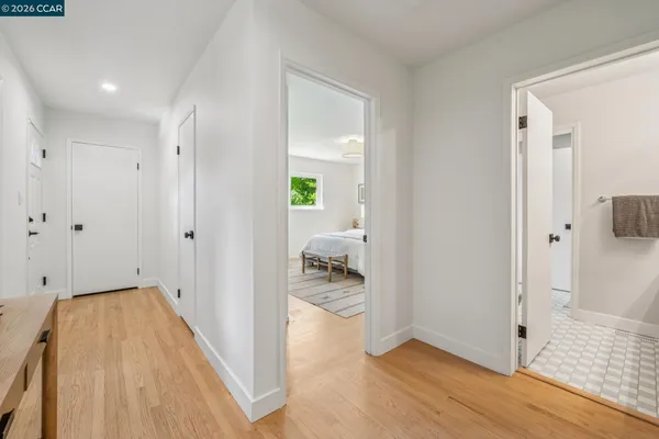 $995,000 | 6728 Aitken Drive, Oakland, CA 94611