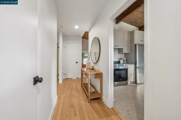 $995,000 | 6728 Aitken Drive, Oakland, CA 94611