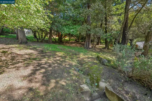 $995,000 | 6728 Aitken Drive, Oakland, CA 94611