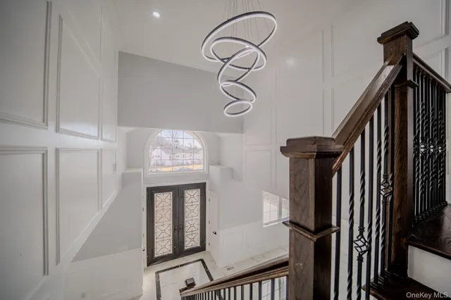 $1,549,000 | 68 Spruce Street, Hicksville, NY 11801