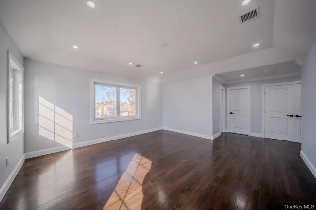 $1,549,000 | 68 Spruce Street, Hicksville, NY 11801