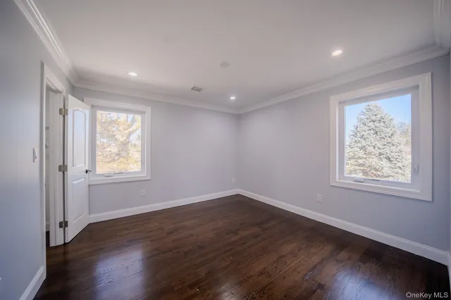 $1,549,000 | 68 Spruce Street, Hicksville, NY 11801