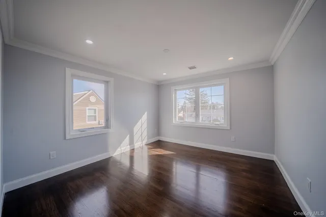 $1,549,000 | 68 Spruce Street, Hicksville, NY 11801