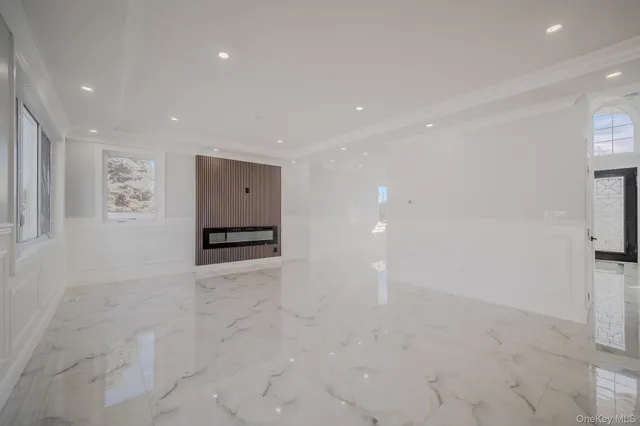 $1,549,000 | 68 Spruce Street, Hicksville, NY 11801