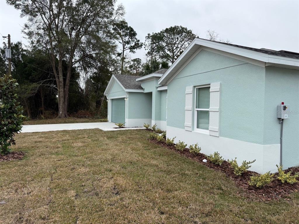 8 Bird Tree Place Palm Coast, FL 32137 - Photo 3 of 39