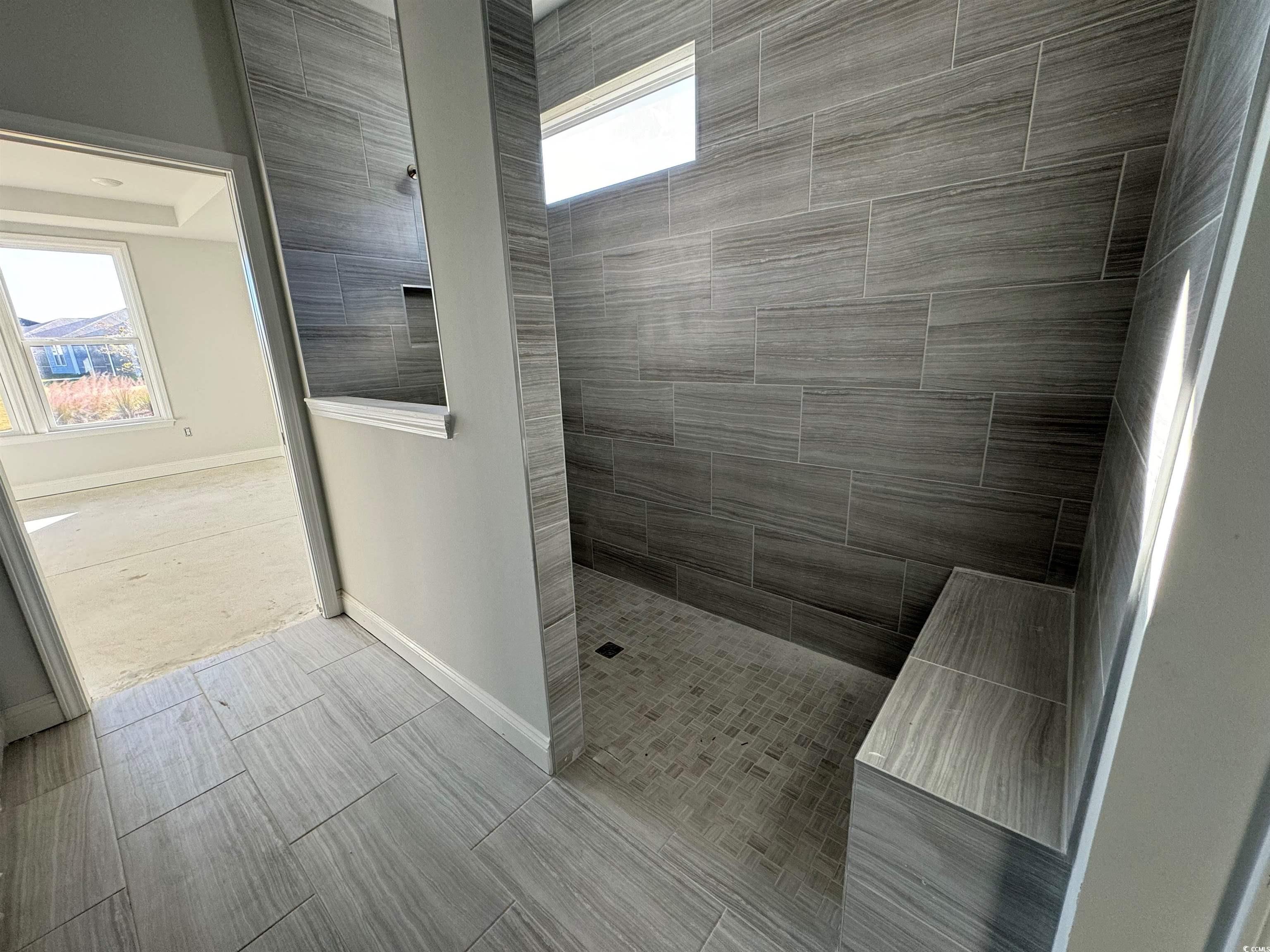 1612 Littleleaf Loop North Myrtle Beach, SC 29582 - Photo 10 of 20 Bathroom featuring tiled shower