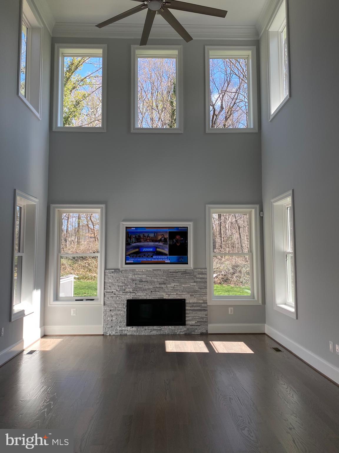 8712 Redman Street Springfield, VA 22153 - Photo 2 of 77 family/great room view from entrance