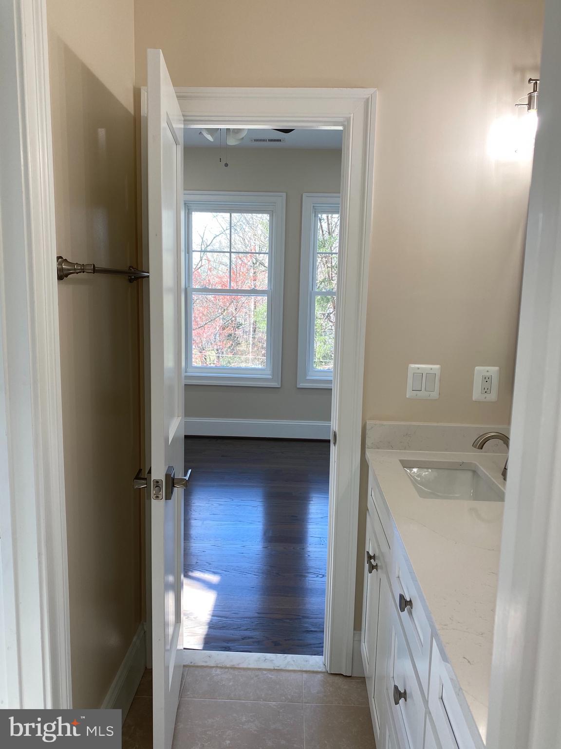 8712 Redman Street Springfield, VA 22153 - Photo 46 of 77 Jack and Jill bathroom