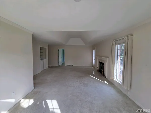 $489,000 | 3 St Charles Court, Amherst, NY 14221