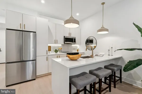 $2,108 | 20-30 West Allens Lane, Unit 308, Philadelphia, PA 19119