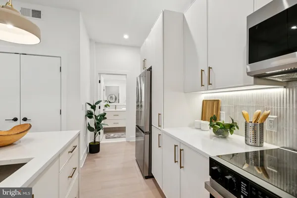 $2,108 | 20-30 West Allens Lane, Unit 308, Philadelphia, PA 19119