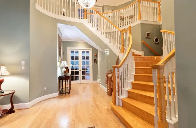 $1,050,000 | 1614 Lake Wilderness Lane, Houston, TX 77345