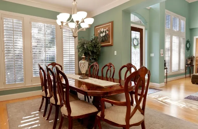 $1,050,000 | 1614 Lake Wilderness Lane, Houston, TX 77345