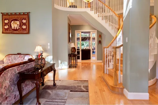 $1,050,000 | 1614 Lake Wilderness Lane, Houston, TX 77345