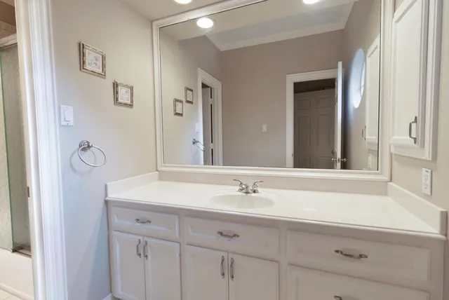 $1,050,000 | 1614 Lake Wilderness Lane, Houston, TX 77345