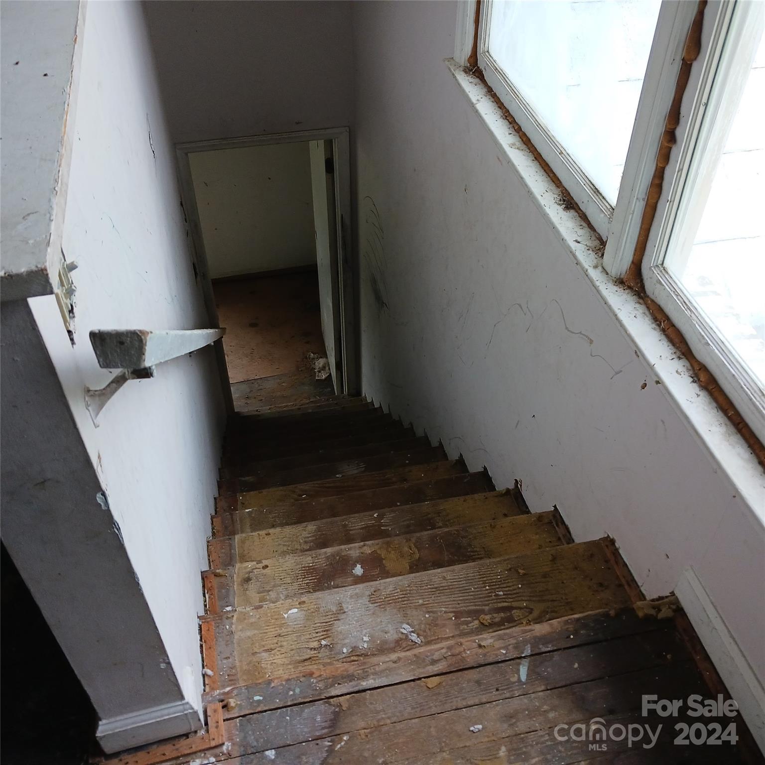 3116 Highway 70 Morganton, NC 28655 - Photo 10 of 13 a view of entryway
