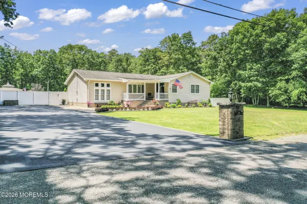 $780,000 | 296 Sunnybrook Road, Jackson, NJ 08527