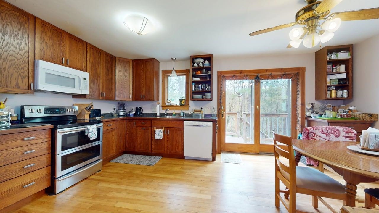 29 Potter Road Fairfax, VT 05454 - Photo 7 of 39