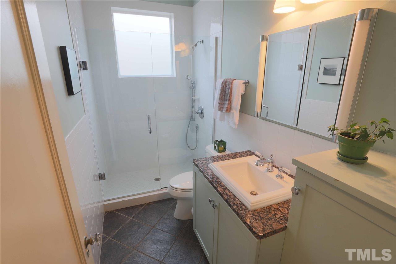 204 East Park Drive Raleigh, NC 27605 - Photo 11 of 25 Gallery Image 11
