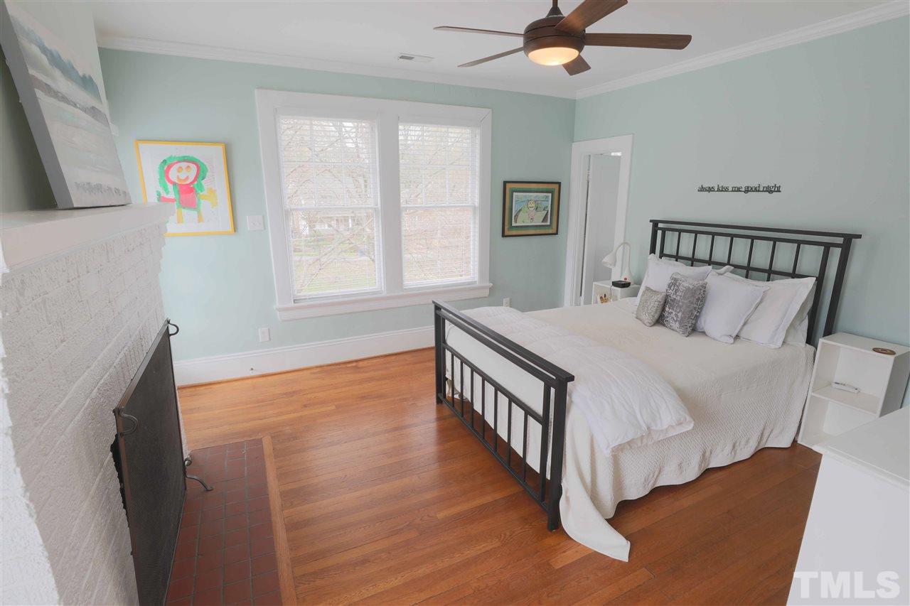 204 East Park Drive Raleigh, NC 27605 - Photo 18 of 25 Gallery Image 18