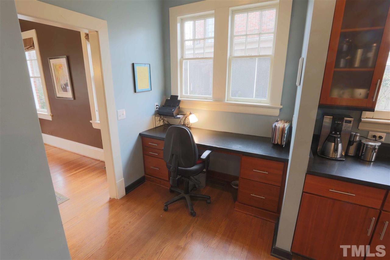204 East Park Drive Raleigh, NC 27605 - Photo 10 of 25 Gallery Image 10