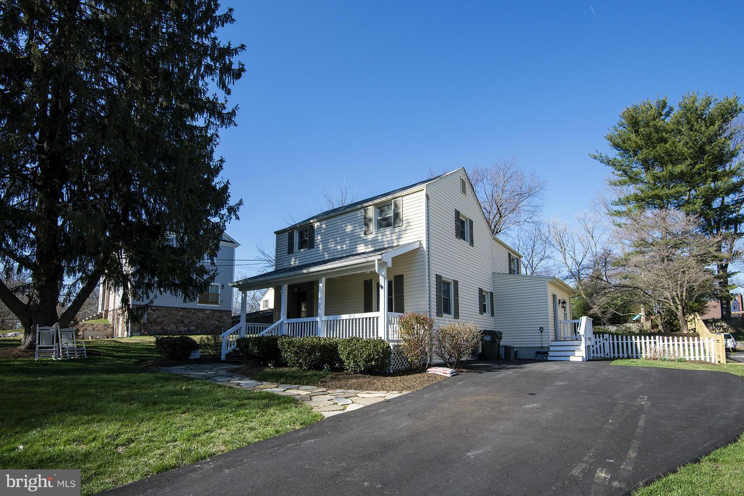 6328 Halsey Road McLean, VA 22101 - Photo 1 of 30 Exterior (Front)