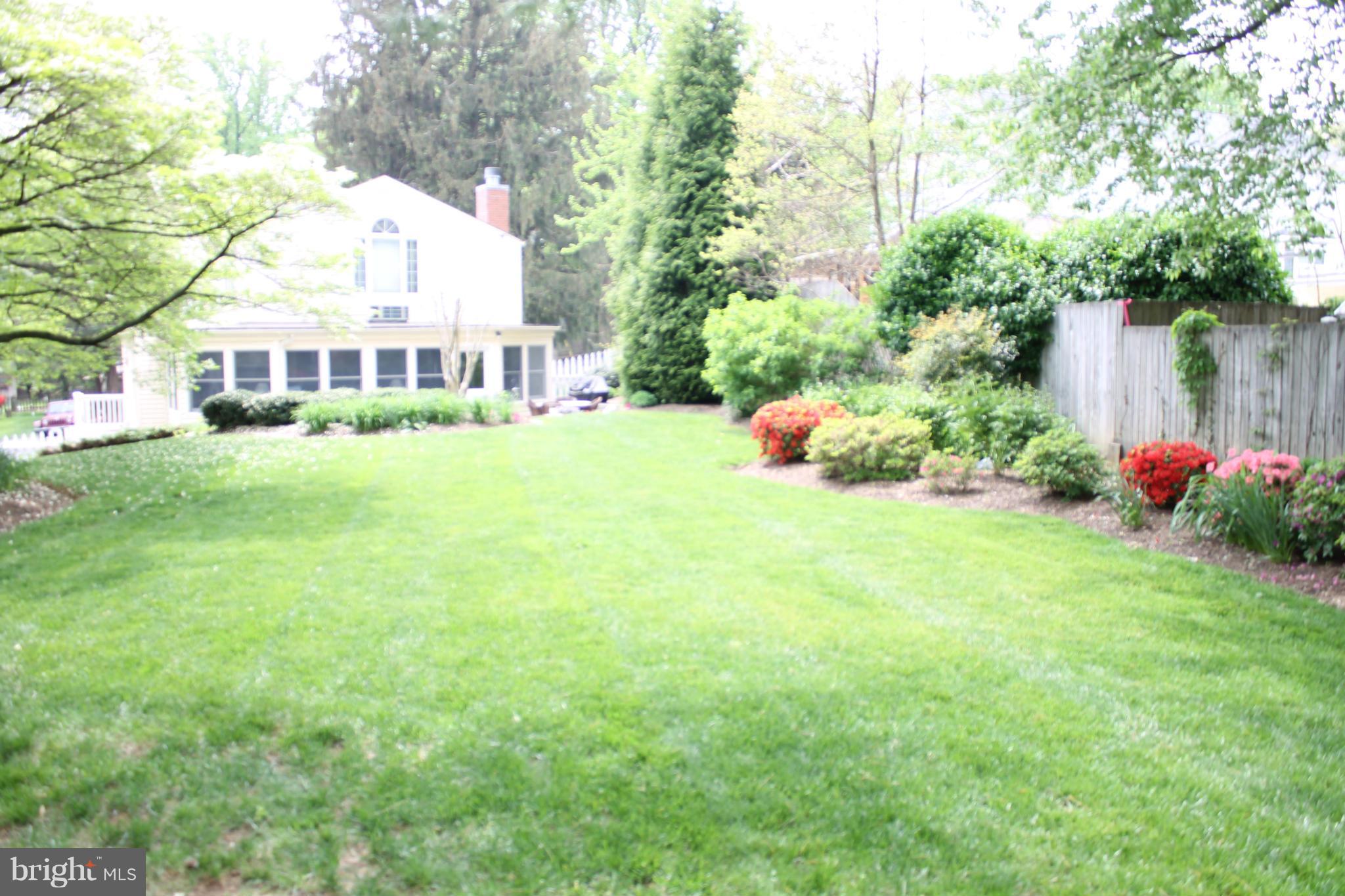 6328 Halsey Road McLean, VA 22101 - Photo 2 of 30 Exterior (Rear)