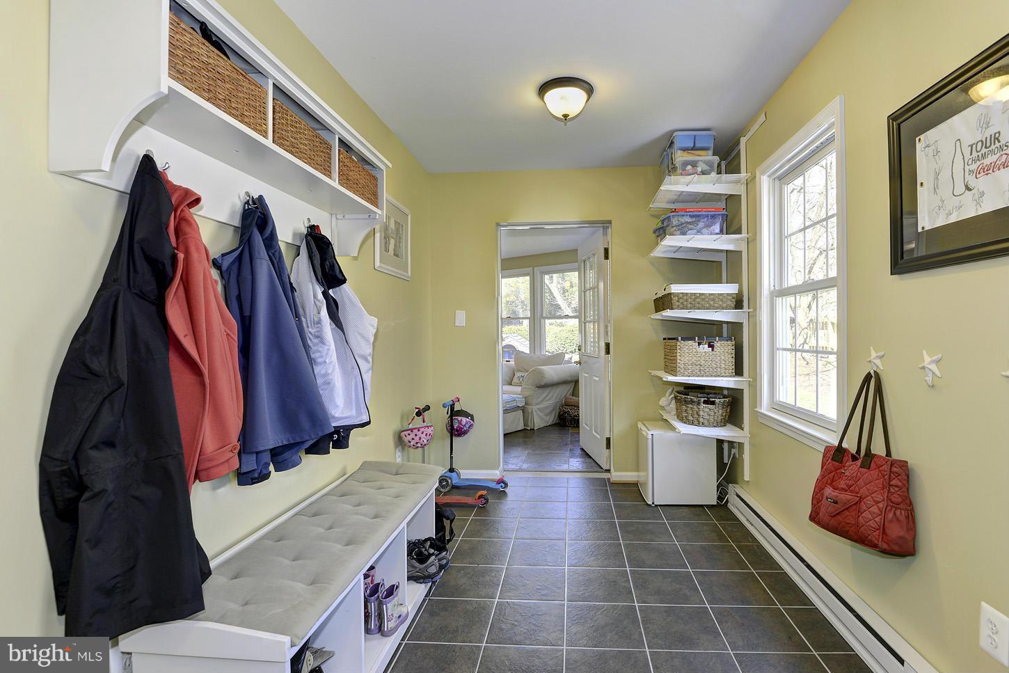 6328 Halsey Road McLean, VA 22101 - Photo 22 of 30 Mud room