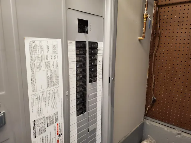 $500,000 | 542 Laramie Avenue, Wilmette, IL 60091