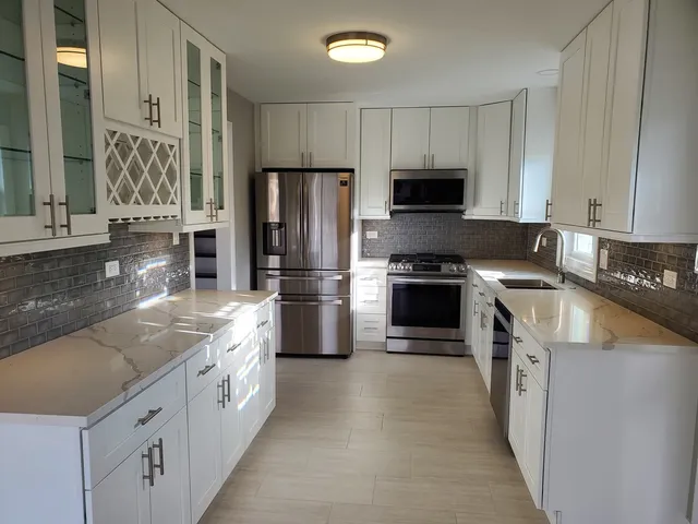 $500,000 | 542 Laramie Avenue, Wilmette, IL 60091