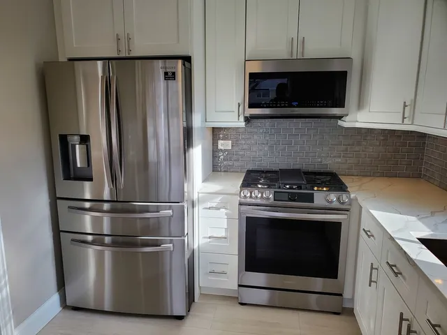 $500,000 | 542 Laramie Avenue, Wilmette, IL 60091