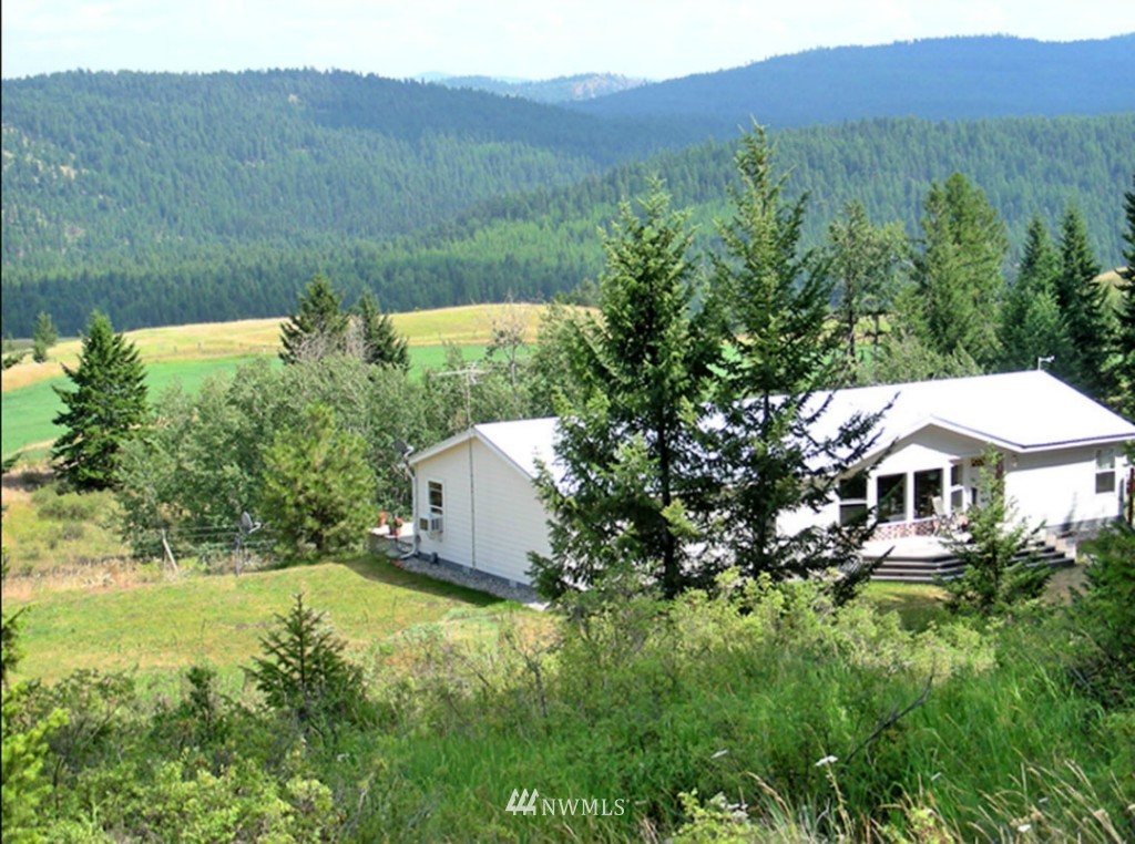 545 Nealey Road Oroville, WA 98844 - Photo 1 of 20 Gallery Image 1